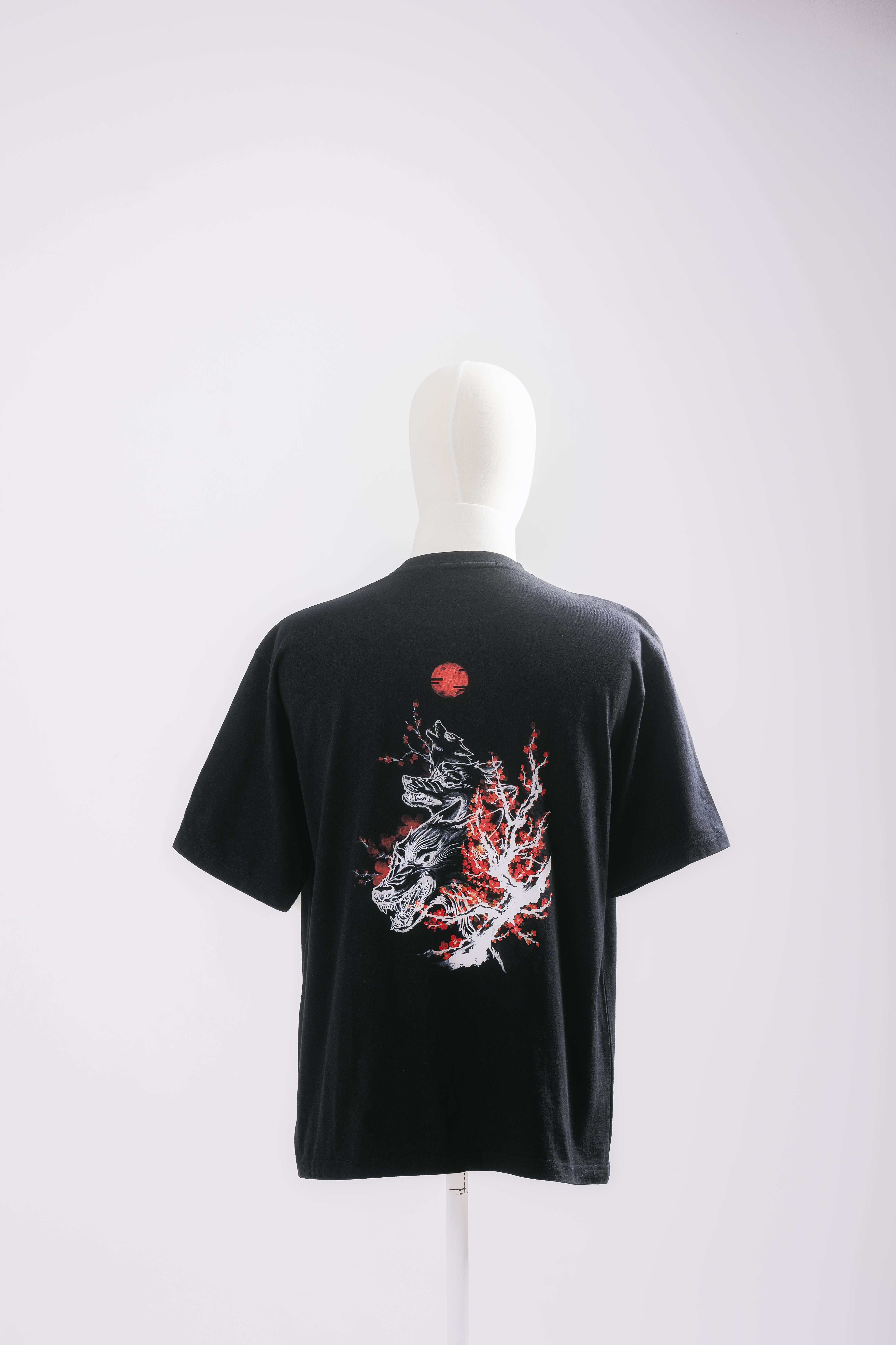 WOLF FLOWER T-Shirt